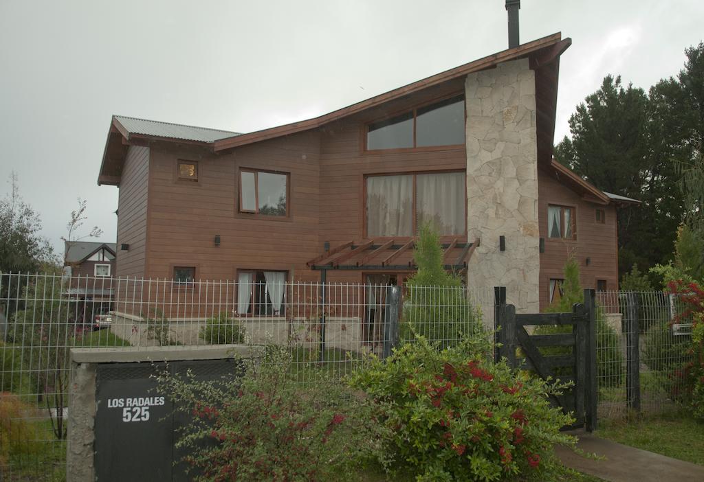 Apart Hotel Raices Patagonicas Dina Huapi Bagian luar foto